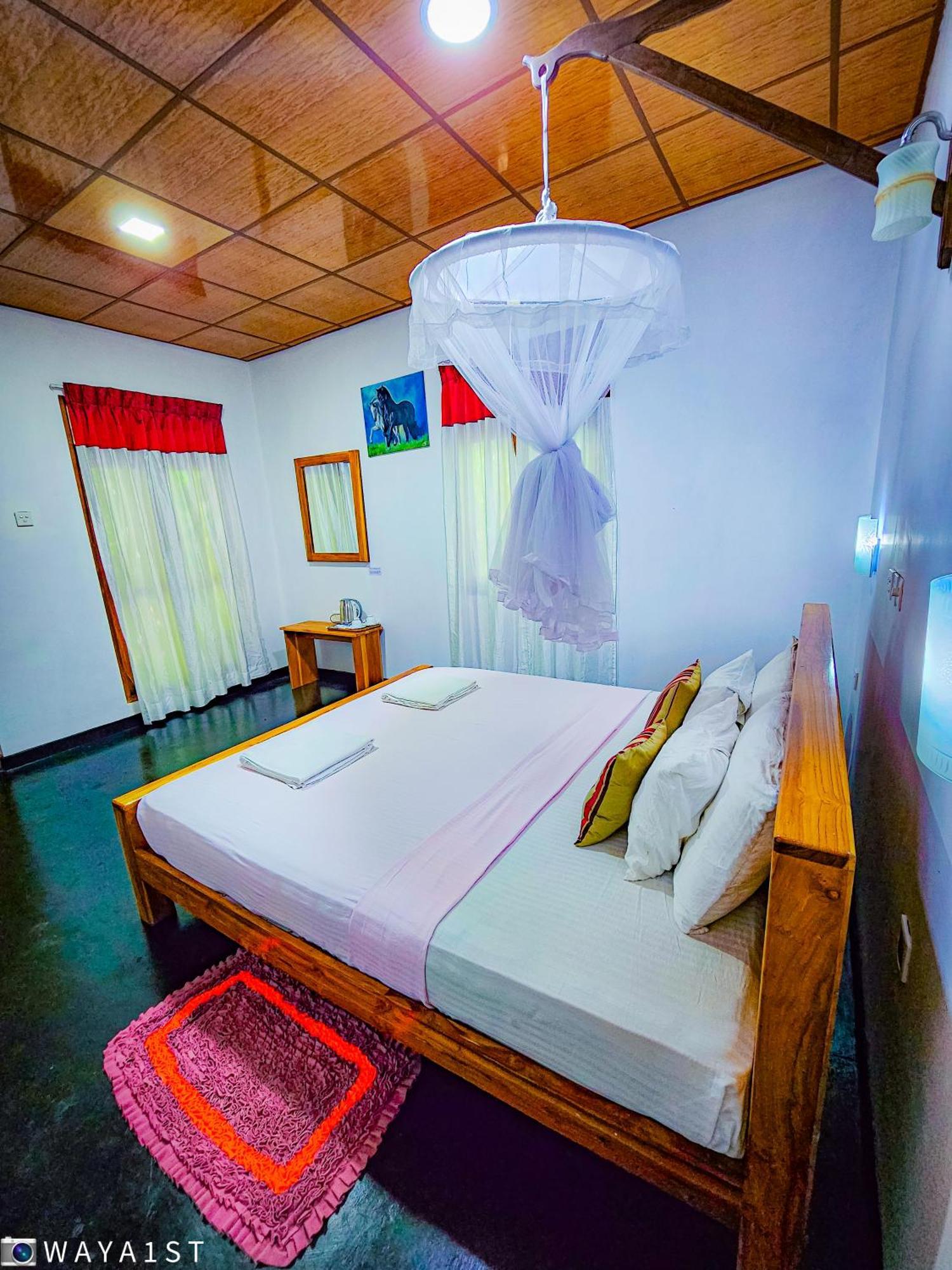 Bright Sun Safari Hotel Удавалаве Екстериор снимка
